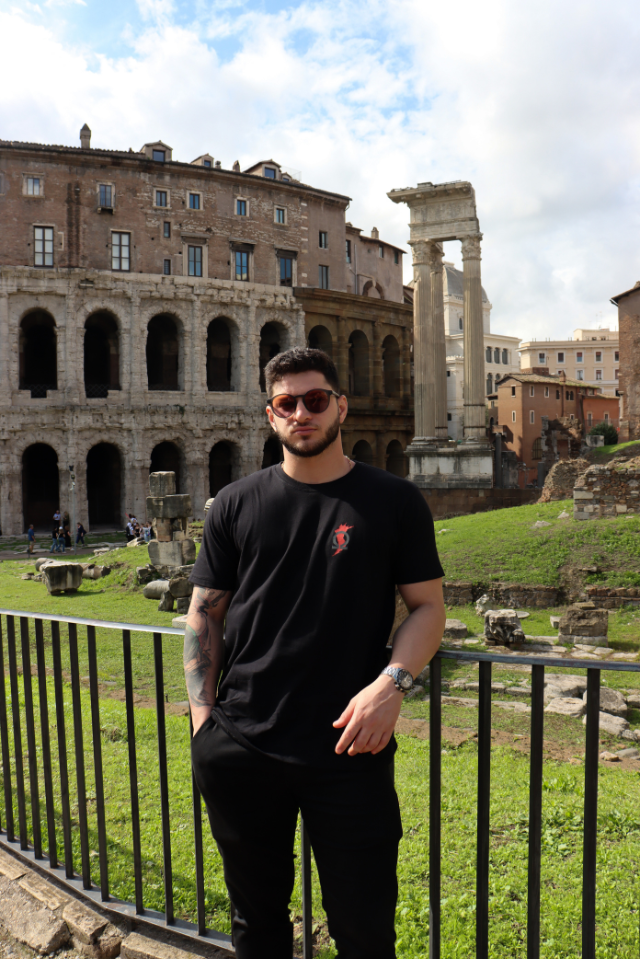 Camiseta Unissex Kratos