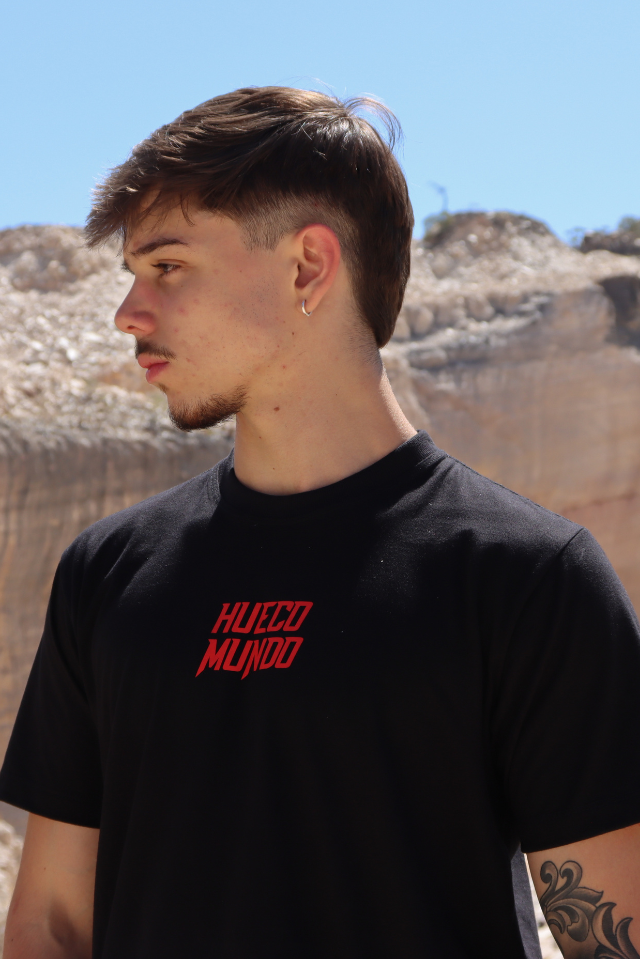 Camiseta Unissex Espadas