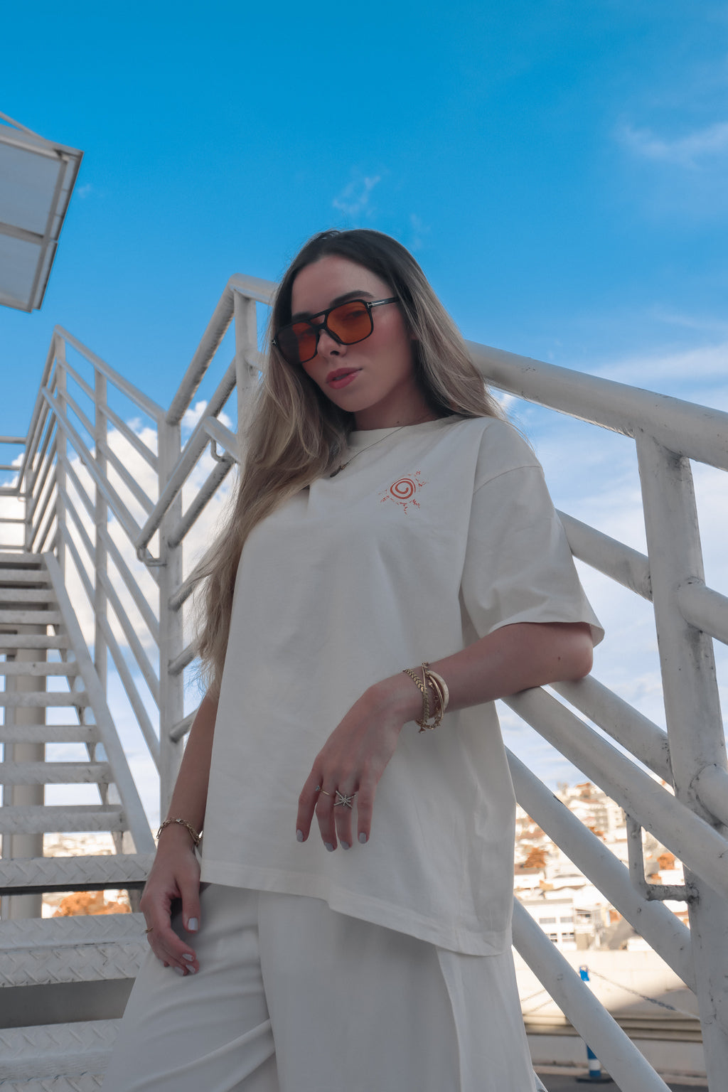 Camiseta Off White Unissex Boxy Oversized Kurama